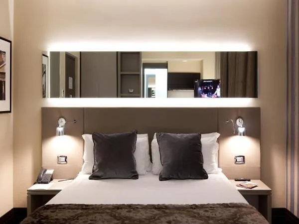 Trevi Palace Hotel Roma Itália